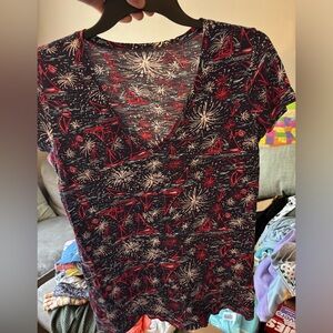 Lilly Pulitzer v-neck tee